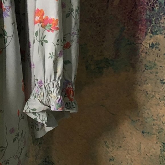 ๐ Floral Spring / Summer Plus Size Pull On 3/4 Sleeves Blouse - Picture 12 of 13